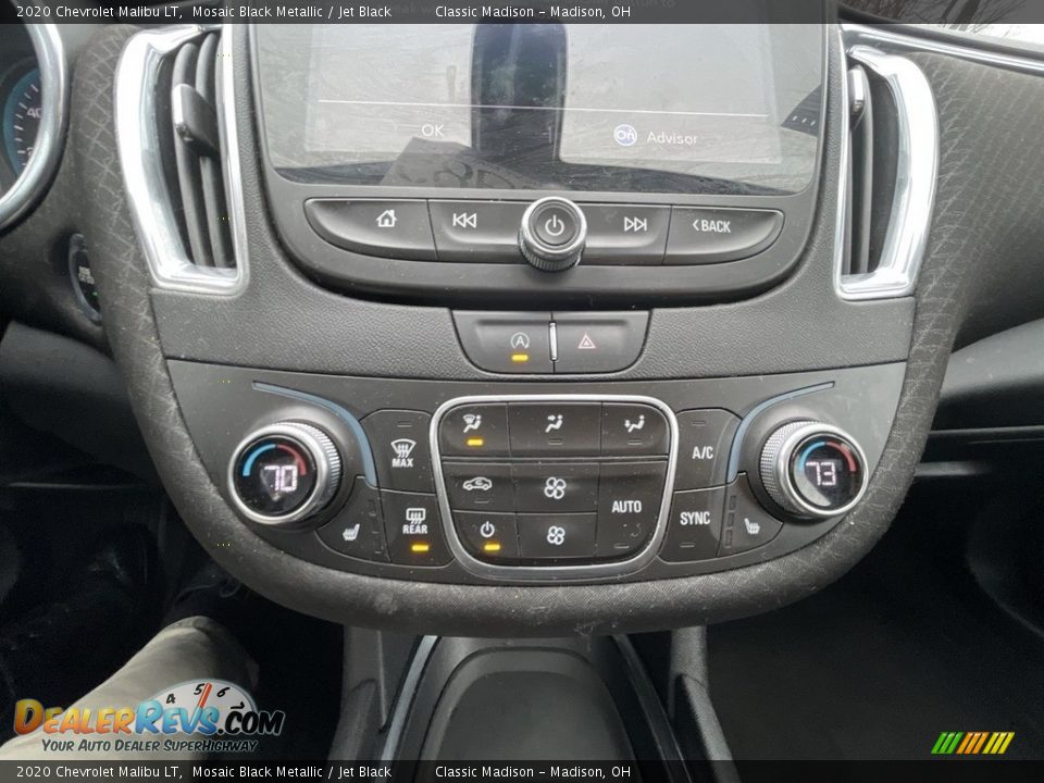 Controls of 2020 Chevrolet Malibu LT Photo #14