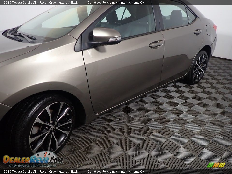 2019 Toyota Corolla SE Falcon Gray metallic / Black Photo #10