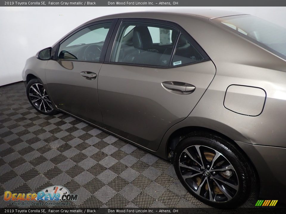 2019 Toyota Corolla SE Falcon Gray metallic / Black Photo #18