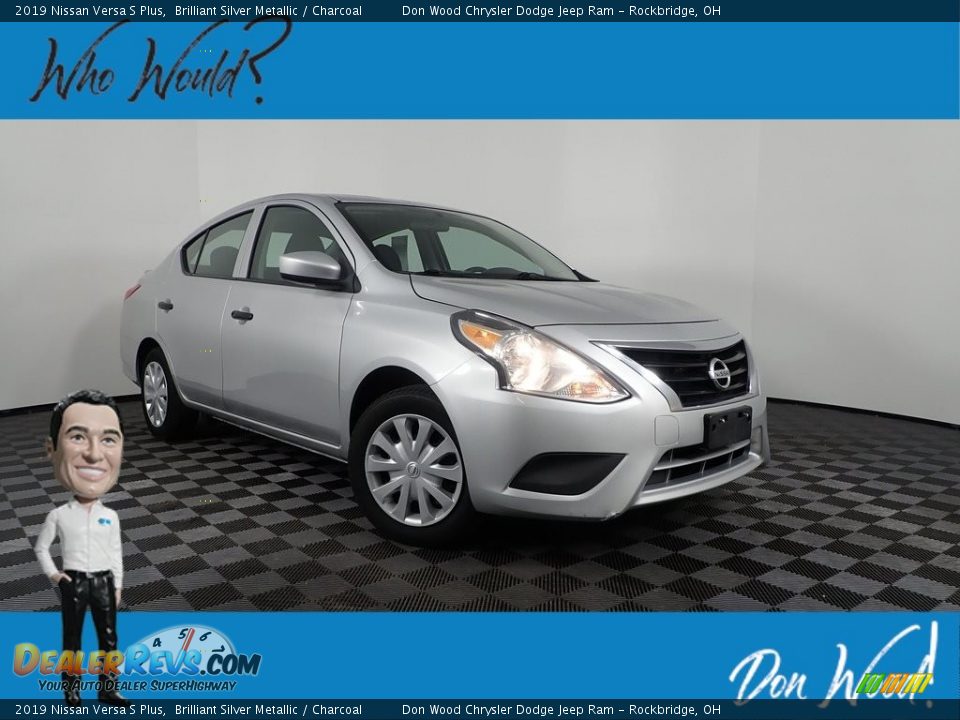 2019 Nissan Versa S Plus Brilliant Silver Metallic / Charcoal Photo #1