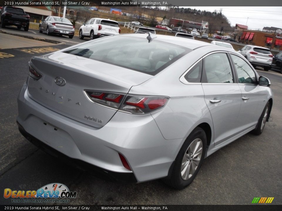 2019 Hyundai Sonata Hybrid SE Ion Silver / Gray Photo #11