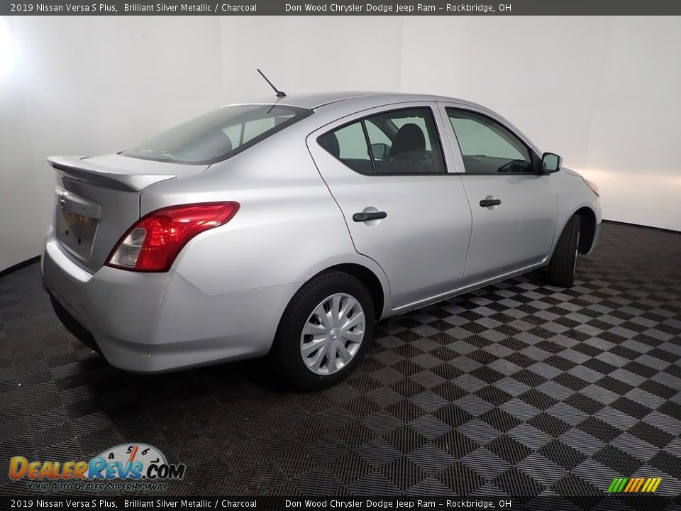 2019 Nissan Versa S Plus Brilliant Silver Metallic / Charcoal Photo #13