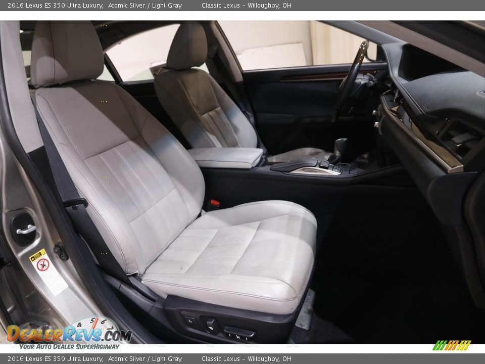 Front Seat of 2016 Lexus ES 350 Ultra Luxury Photo #18