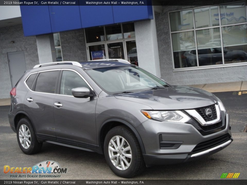 2019 Nissan Rogue SV Gun Metallic / Charcoal Photo #1