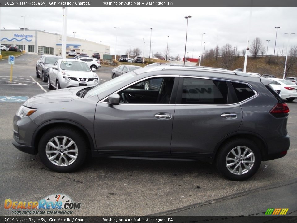 2019 Nissan Rogue SV Gun Metallic / Charcoal Photo #6