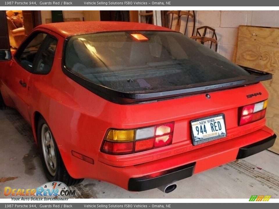 1987 Porsche 944 Guards Red / Black Photo #2