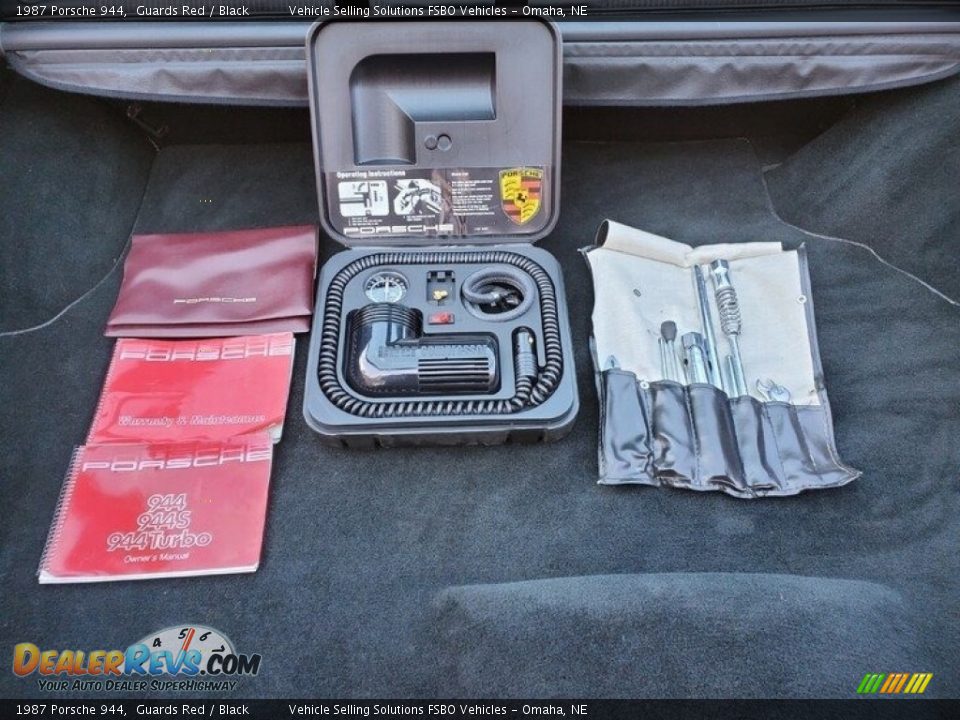 Tool Kit of 1987 Porsche 944  Photo #7