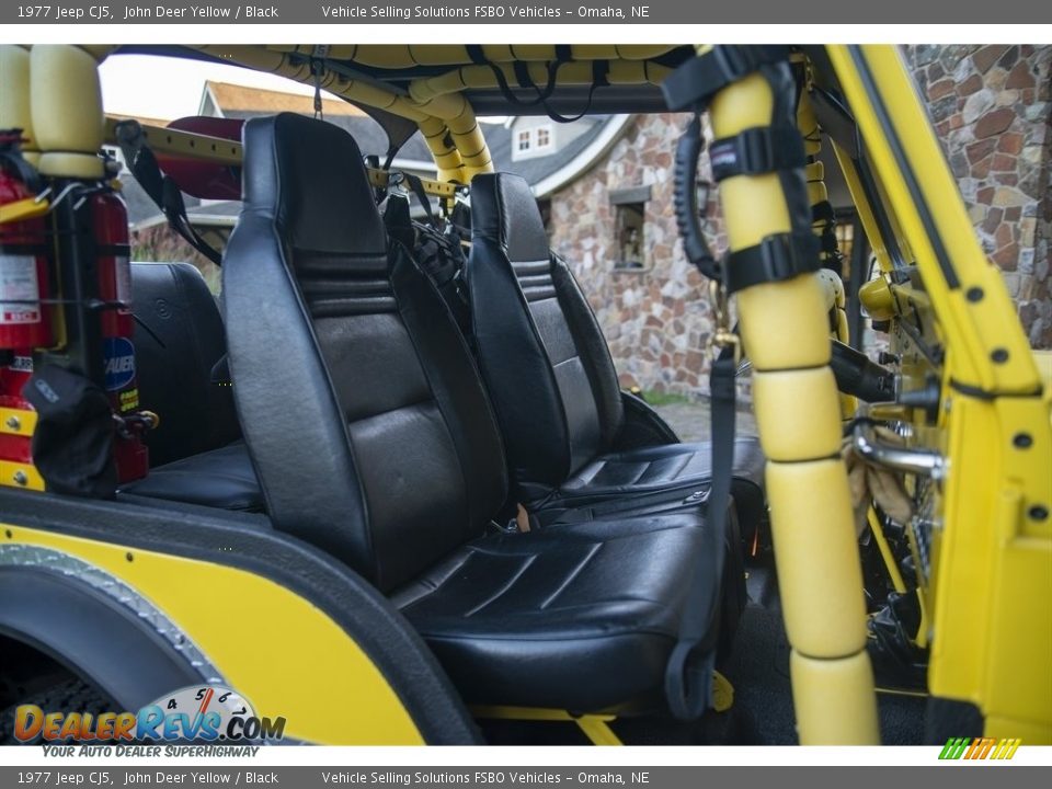 Front Seat of 1977 Jeep CJ5  Photo #3