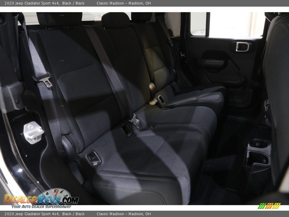 2020 Jeep Gladiator Sport 4x4 Black / Black Photo #15