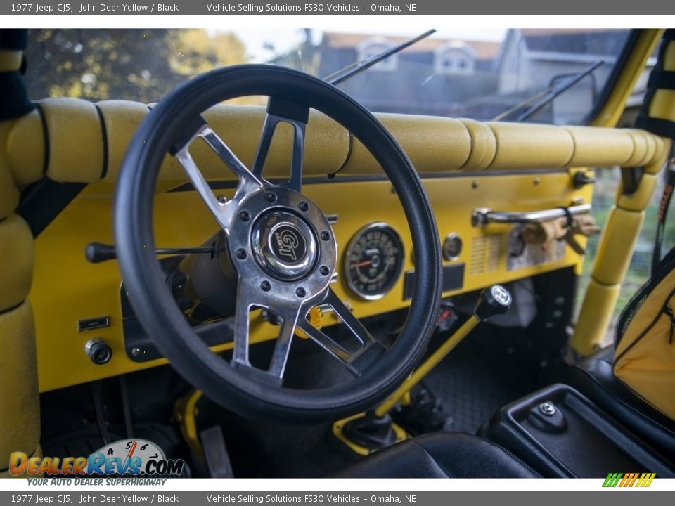 Dashboard of 1977 Jeep CJ5  Photo #32