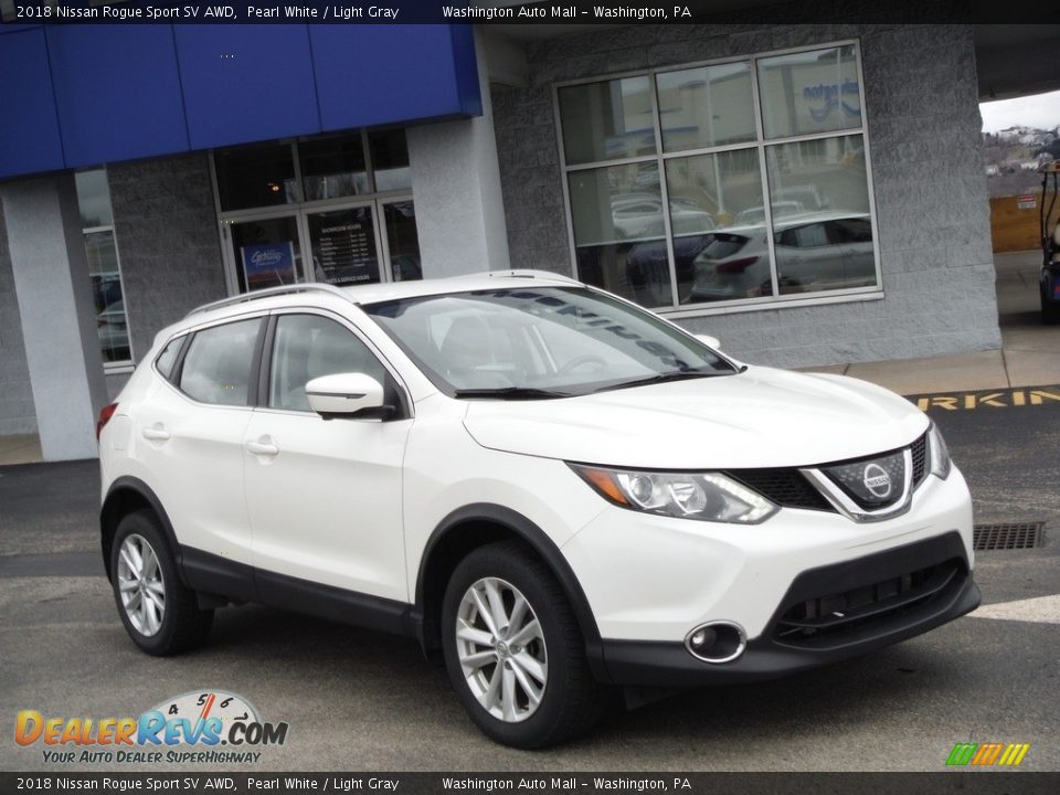 2018 Nissan Rogue Sport SV AWD Pearl White / Light Gray Photo #1