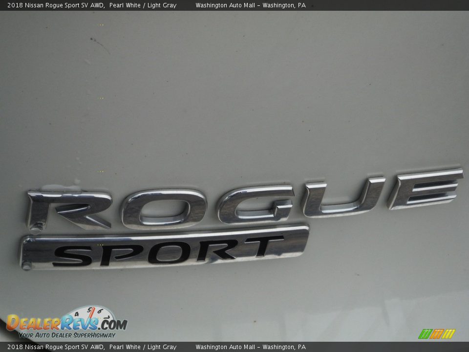 2018 Nissan Rogue Sport SV AWD Pearl White / Light Gray Photo #9