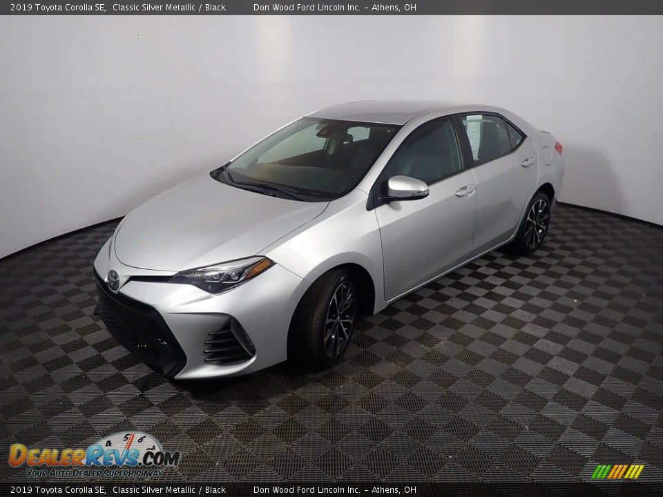 2019 Toyota Corolla SE Classic Silver Metallic / Black Photo #9