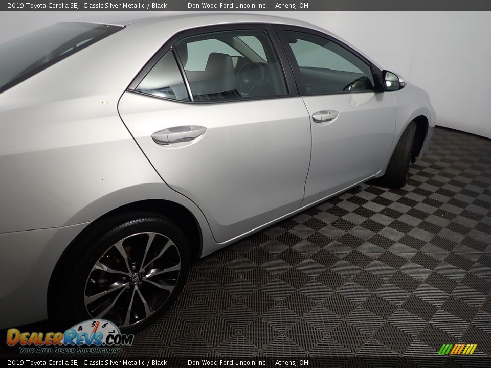 2019 Toyota Corolla SE Classic Silver Metallic / Black Photo #19