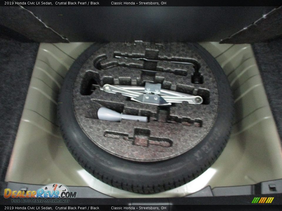 2019 Honda Civic LX Sedan Crystal Black Pearl / Black Photo #21