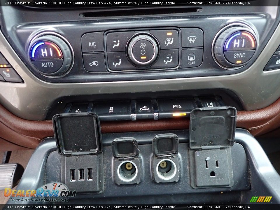 Controls of 2015 Chevrolet Silverado 2500HD High Country Crew Cab 4x4 Photo #23
