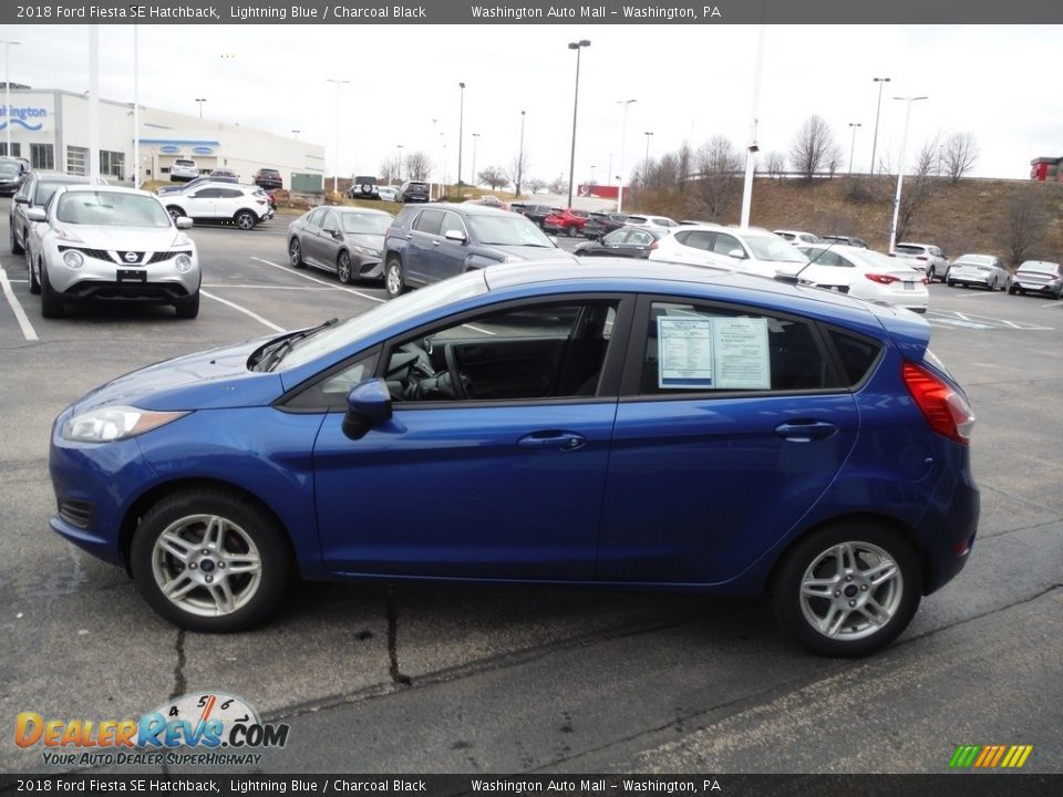 2018 Ford Fiesta SE Hatchback Lightning Blue / Charcoal Black Photo #6