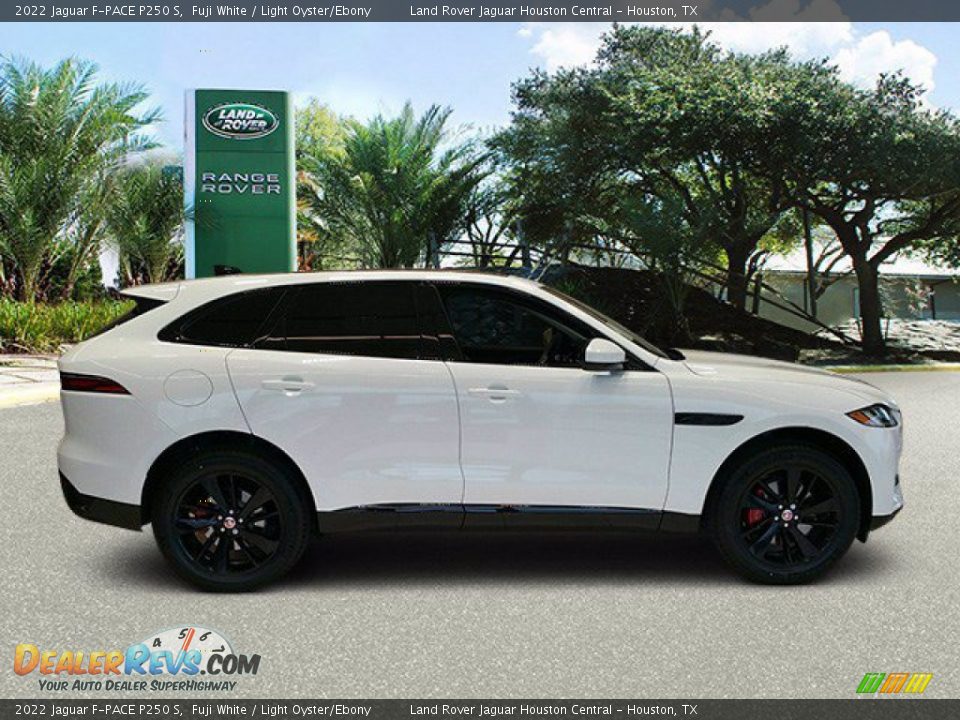 2022 Jaguar F-PACE P250 S Fuji White / Light Oyster/Ebony Photo #11