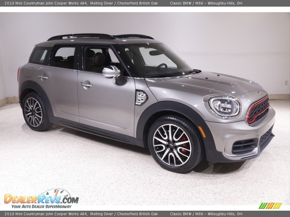 Front 3/4 View of 2019 Mini Countryman John Cooper Works All4 Photo #1