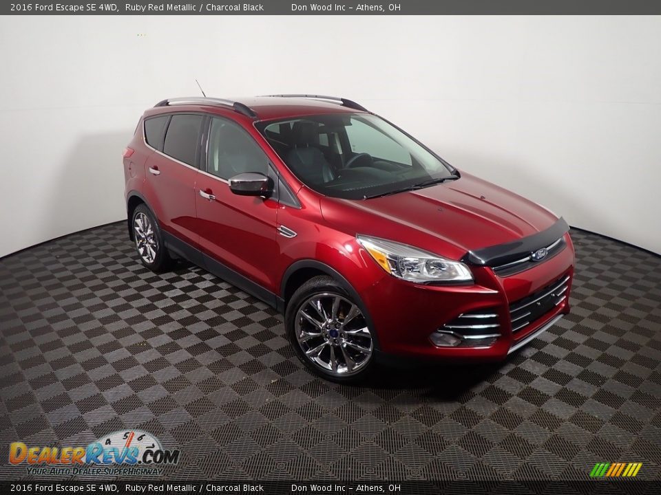 2016 Ford Escape SE 4WD Ruby Red Metallic / Charcoal Black Photo #3