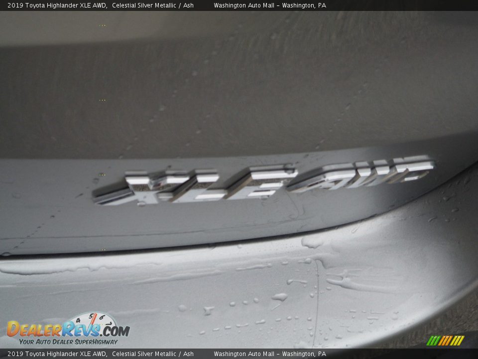 2019 Toyota Highlander XLE AWD Celestial Silver Metallic / Ash Photo #20