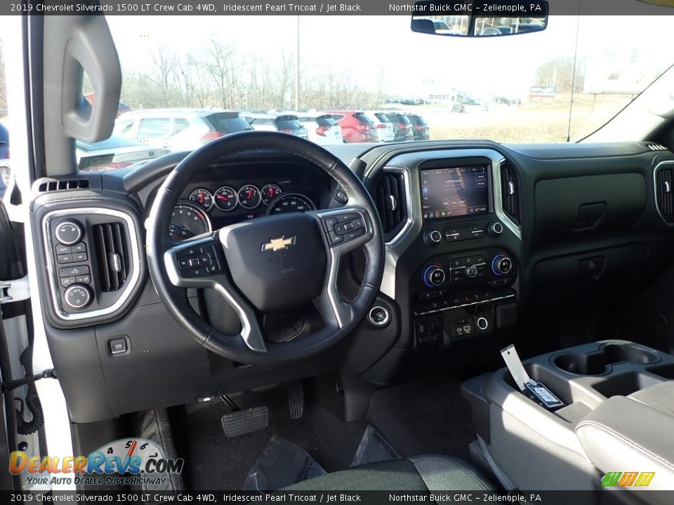 2019 Chevrolet Silverado 1500 LT Crew Cab 4WD Iridescent Pearl Tricoat / Jet Black Photo #18