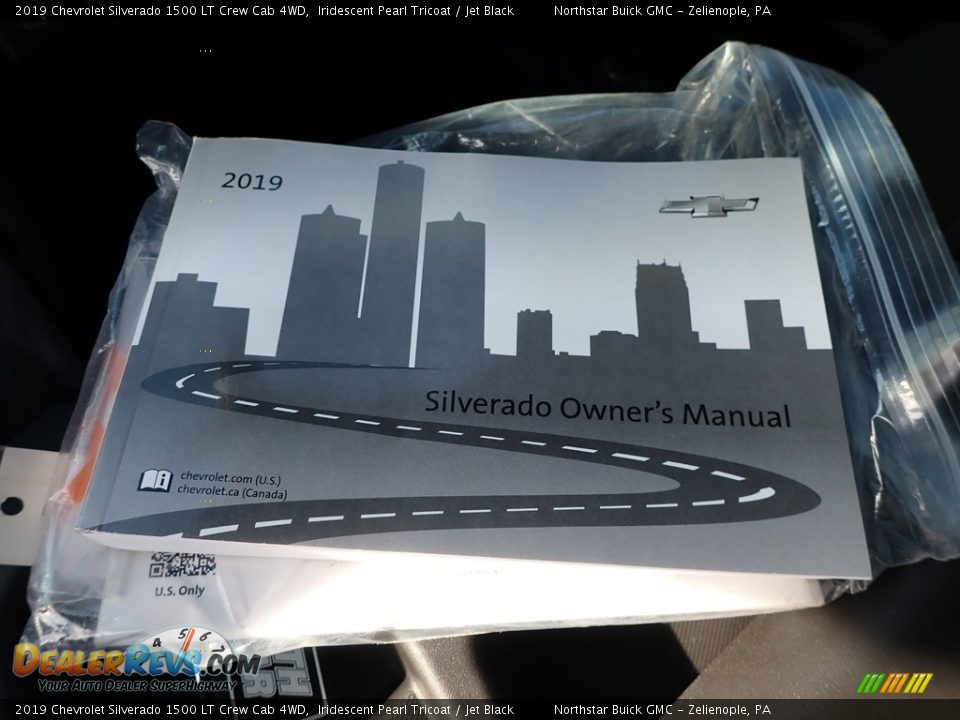 2019 Chevrolet Silverado 1500 LT Crew Cab 4WD Iridescent Pearl Tricoat / Jet Black Photo #29
