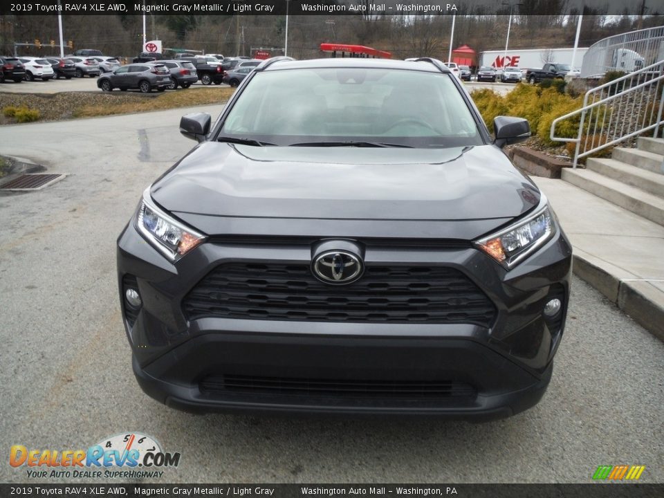 2019 Toyota RAV4 XLE AWD Magnetic Gray Metallic / Light Gray Photo #12