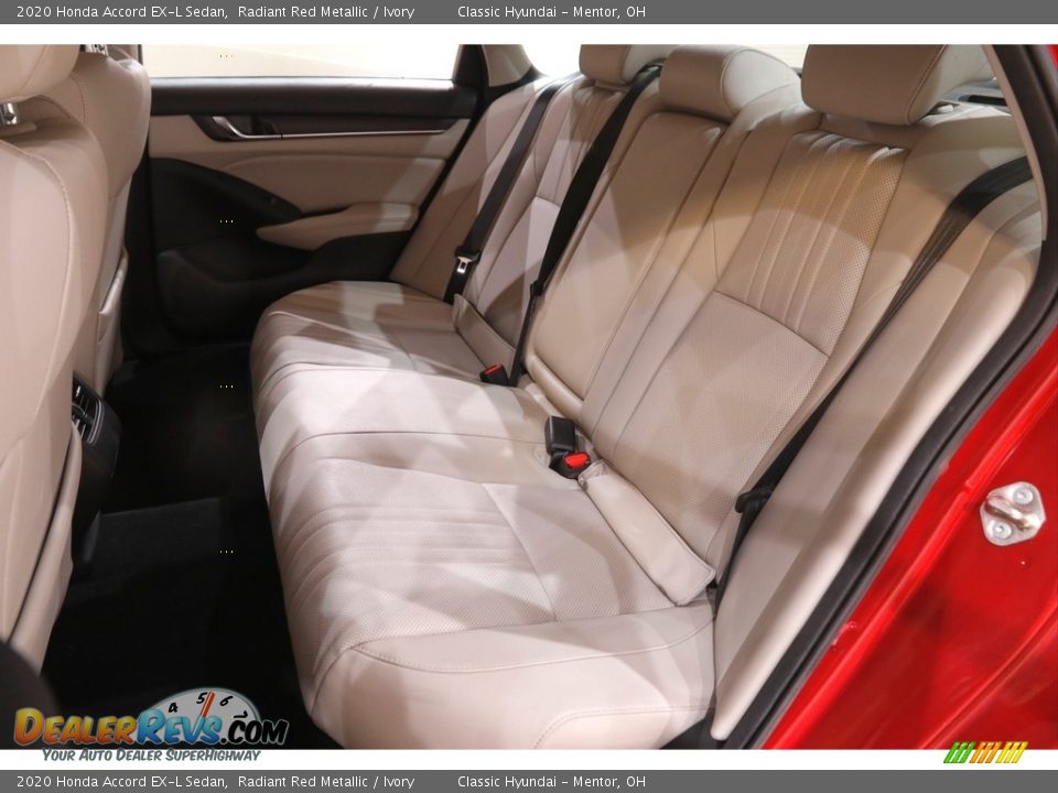 2020 Honda Accord EX-L Sedan Radiant Red Metallic / Ivory Photo #19