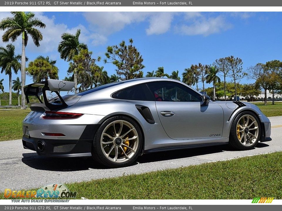 GT Silver Metallic 2019 Porsche 911 GT2 RS Photo #3