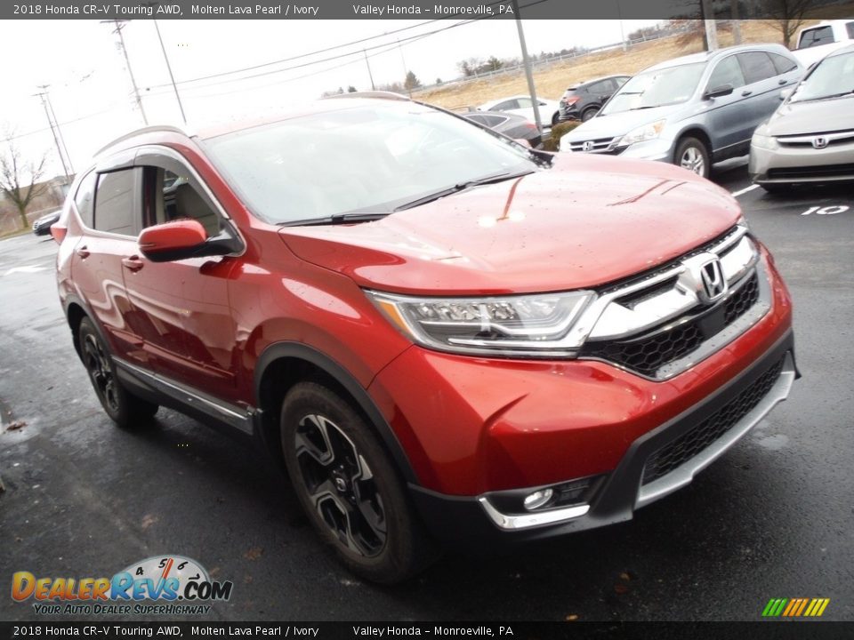 Front 3/4 View of 2018 Honda CR-V Touring AWD Photo #6