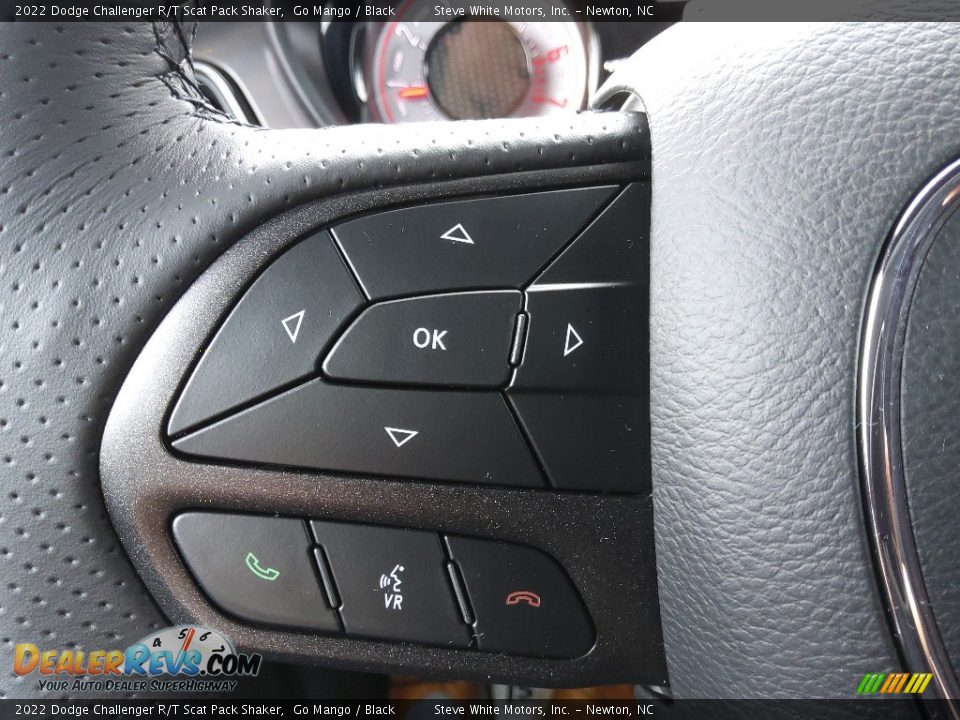 2022 Dodge Challenger R/T Scat Pack Shaker Steering Wheel Photo #17