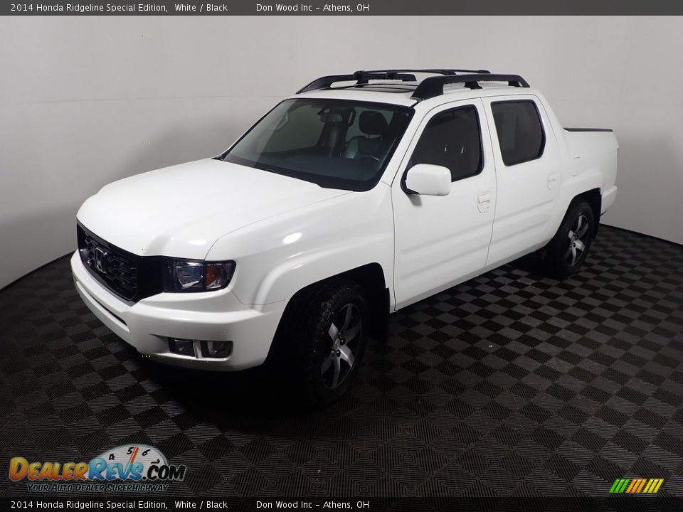 2014 Honda Ridgeline Special Edition White / Black Photo #11