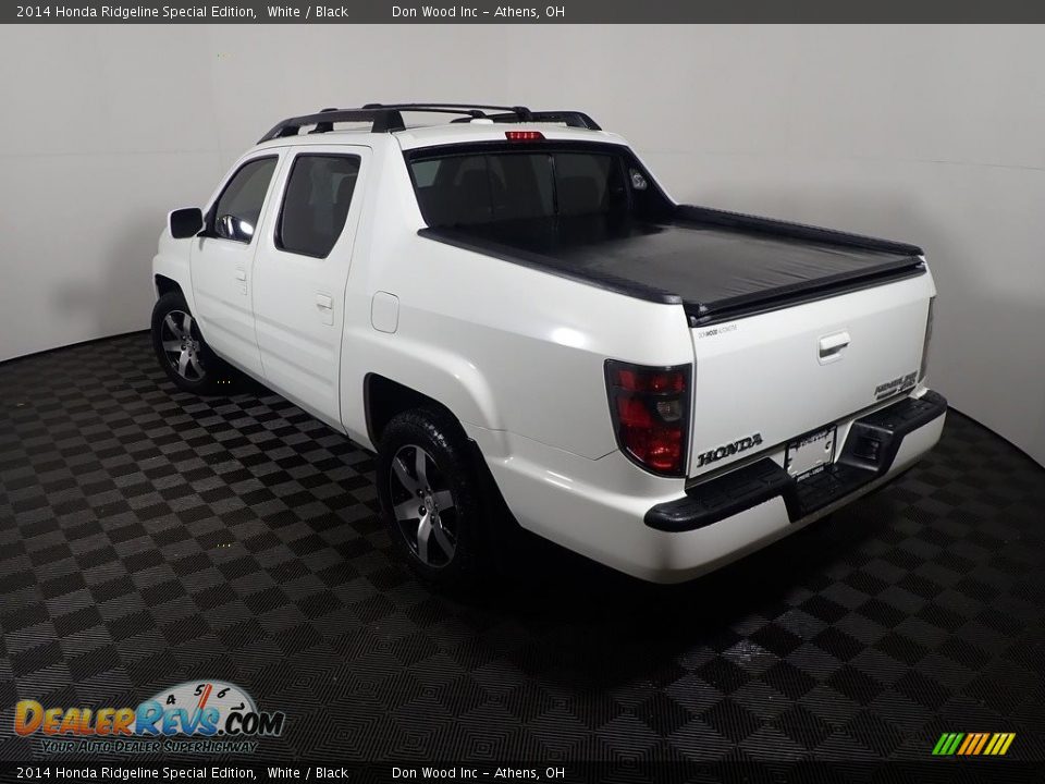 2014 Honda Ridgeline Special Edition White / Black Photo #14