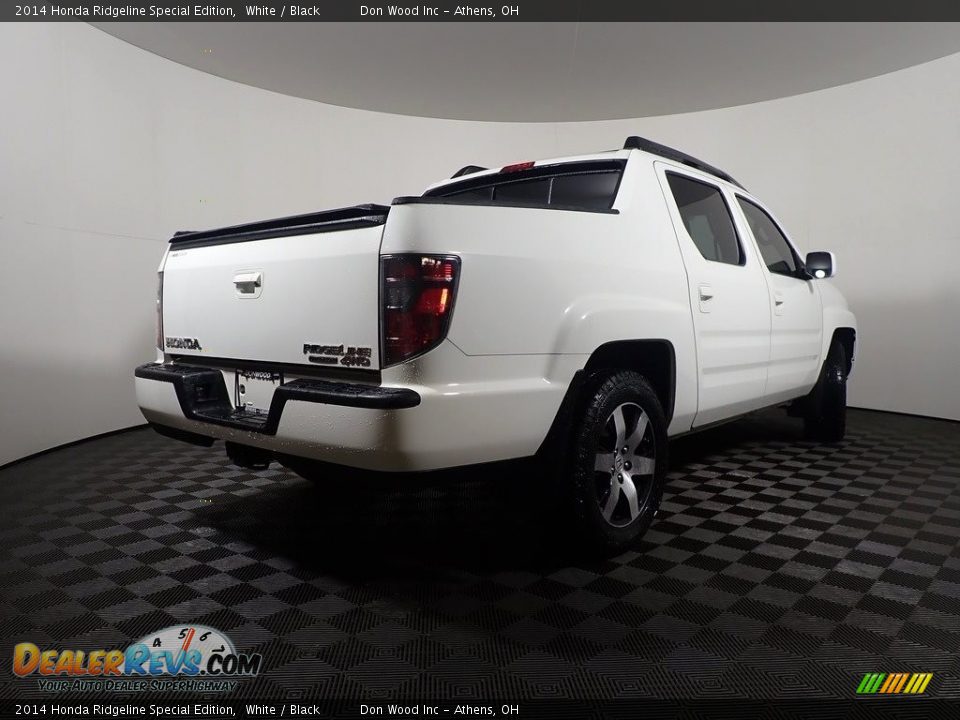 2014 Honda Ridgeline Special Edition White / Black Photo #17