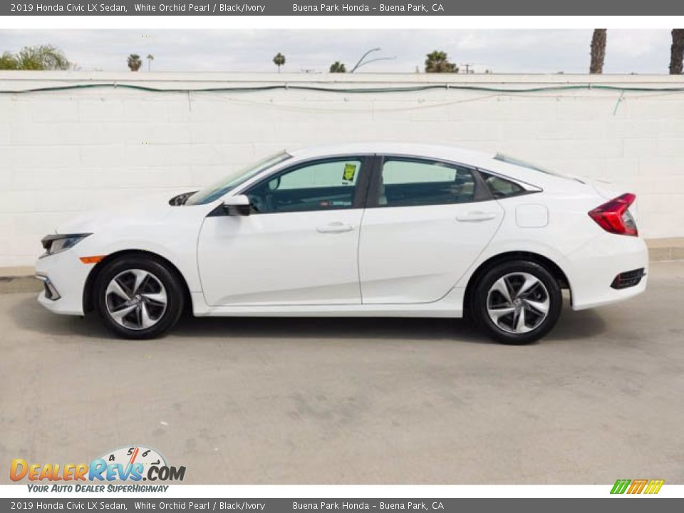 2019 Honda Civic LX Sedan White Orchid Pearl / Black/Ivory Photo #10