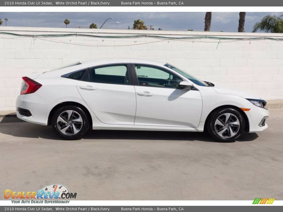 2019 Honda Civic LX Sedan White Orchid Pearl / Black/Ivory Photo #14
