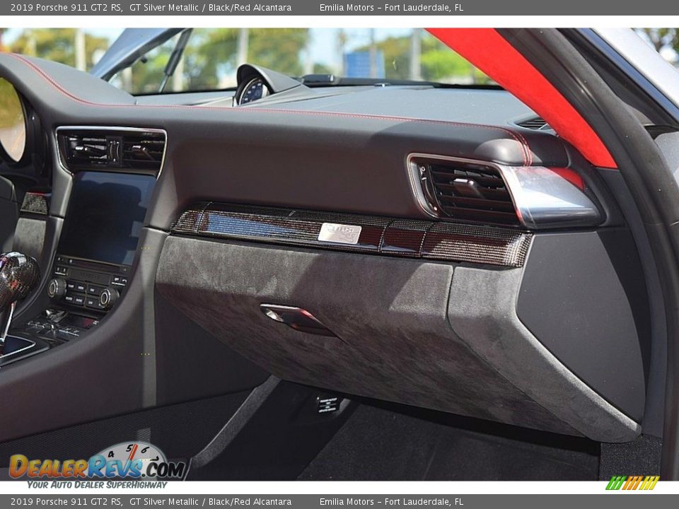 Dashboard of 2019 Porsche 911 GT2 RS Photo #49