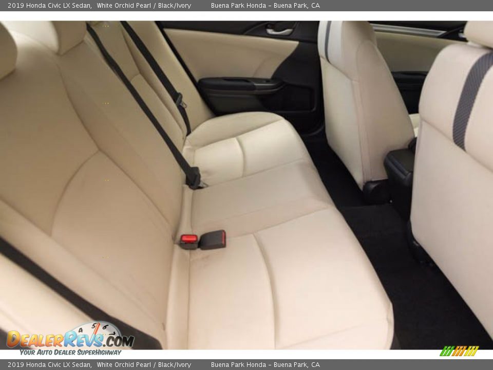2019 Honda Civic LX Sedan White Orchid Pearl / Black/Ivory Photo #21