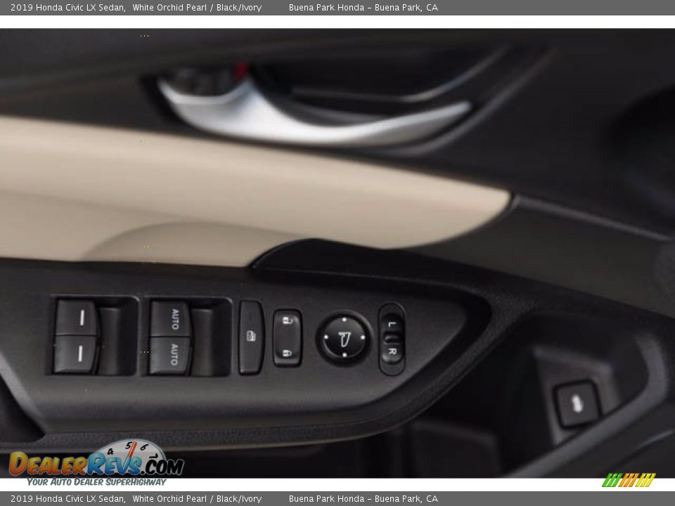 2019 Honda Civic LX Sedan White Orchid Pearl / Black/Ivory Photo #30