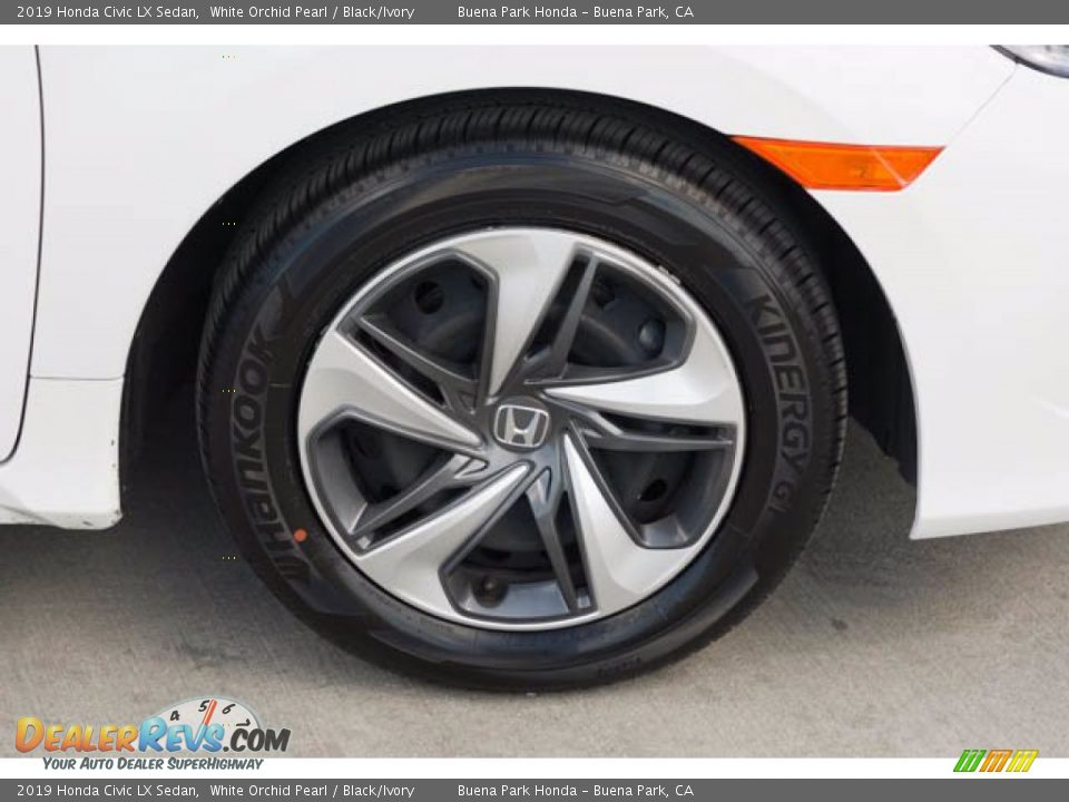 2019 Honda Civic LX Sedan White Orchid Pearl / Black/Ivory Photo #36
