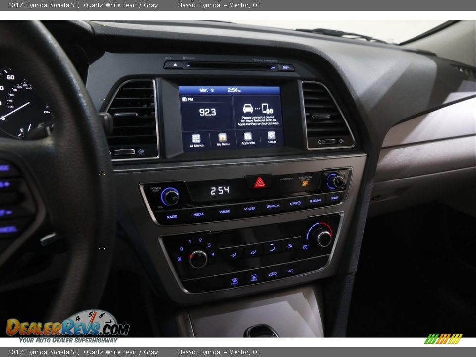 2017 Hyundai Sonata SE Quartz White Pearl / Gray Photo #9