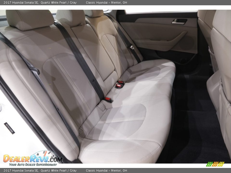 2017 Hyundai Sonata SE Quartz White Pearl / Gray Photo #16