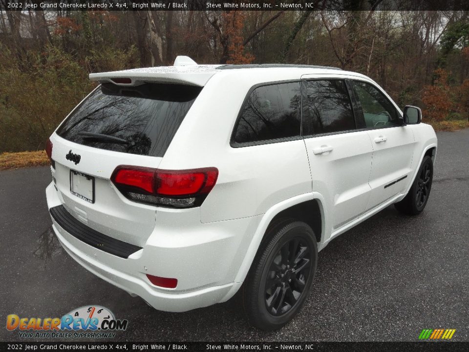 2022 Jeep Grand Cherokee Laredo X 4x4 Bright White / Black Photo #6