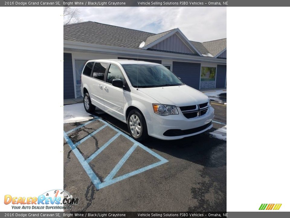 2016 Dodge Grand Caravan SE Bright White / Black/Light Graystone Photo #1