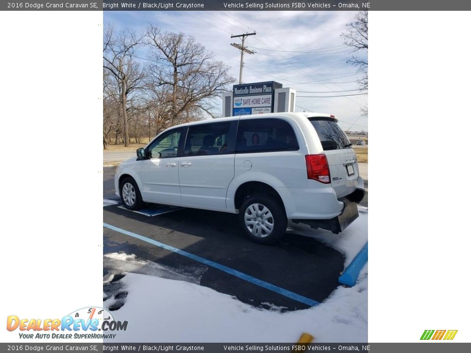 2016 Dodge Grand Caravan SE Bright White / Black/Light Graystone Photo #3