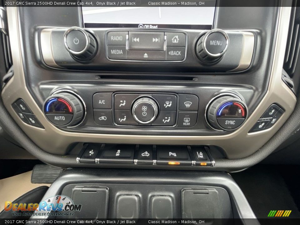 Controls of 2017 GMC Sierra 2500HD Denali Crew Cab 4x4 Photo #15