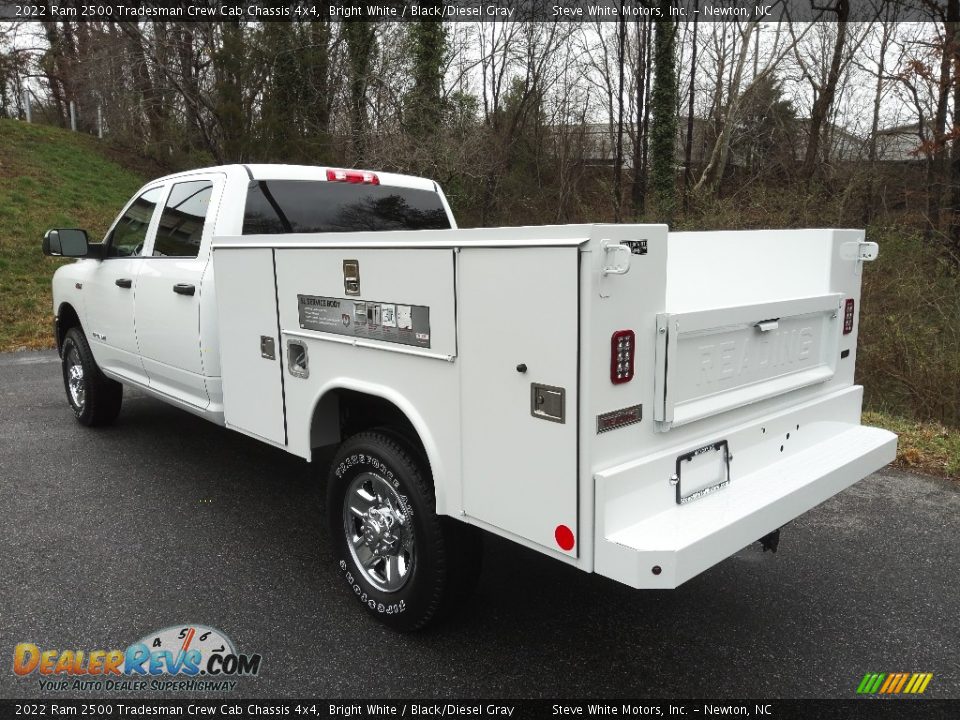 2022 Ram 2500 Tradesman Crew Cab Chassis 4x4 Bright White / Black/Diesel Gray Photo #10