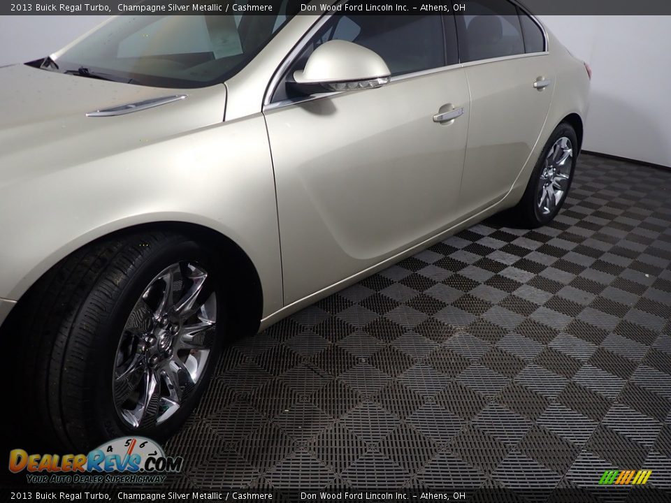 2013 Buick Regal Turbo Champagne Silver Metallic / Cashmere Photo #11