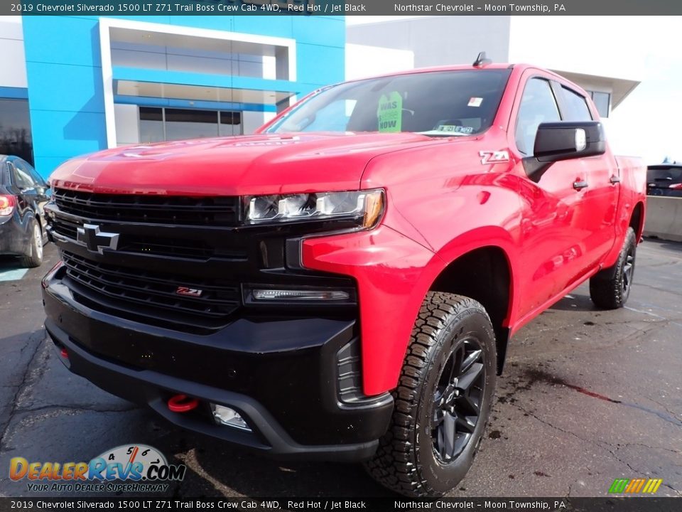 2019 Chevrolet Silverado 1500 LT Z71 Trail Boss Crew Cab 4WD Red Hot / Jet Black Photo #2